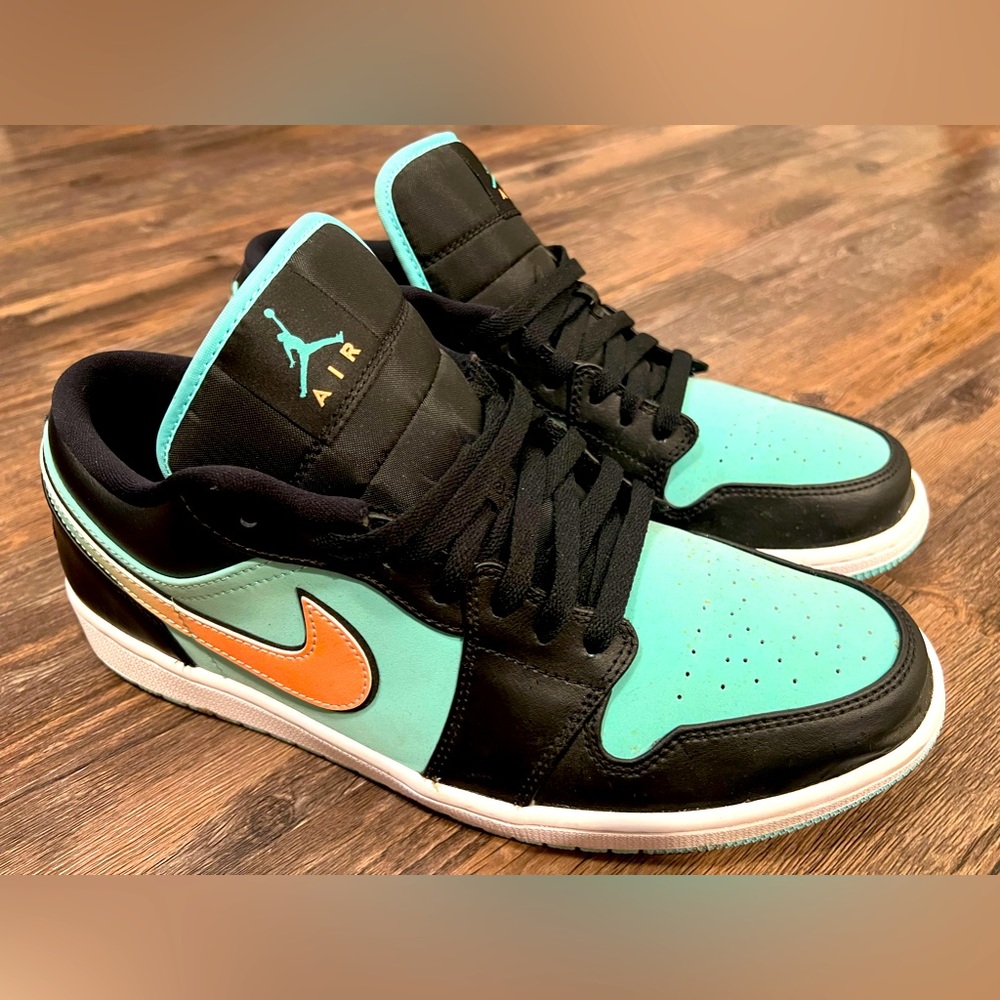 Air Jordan 1